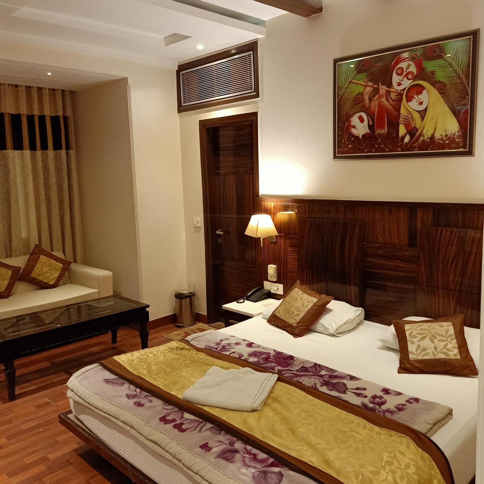 Hotel Geet Deluxe New Delhi Exterior foto