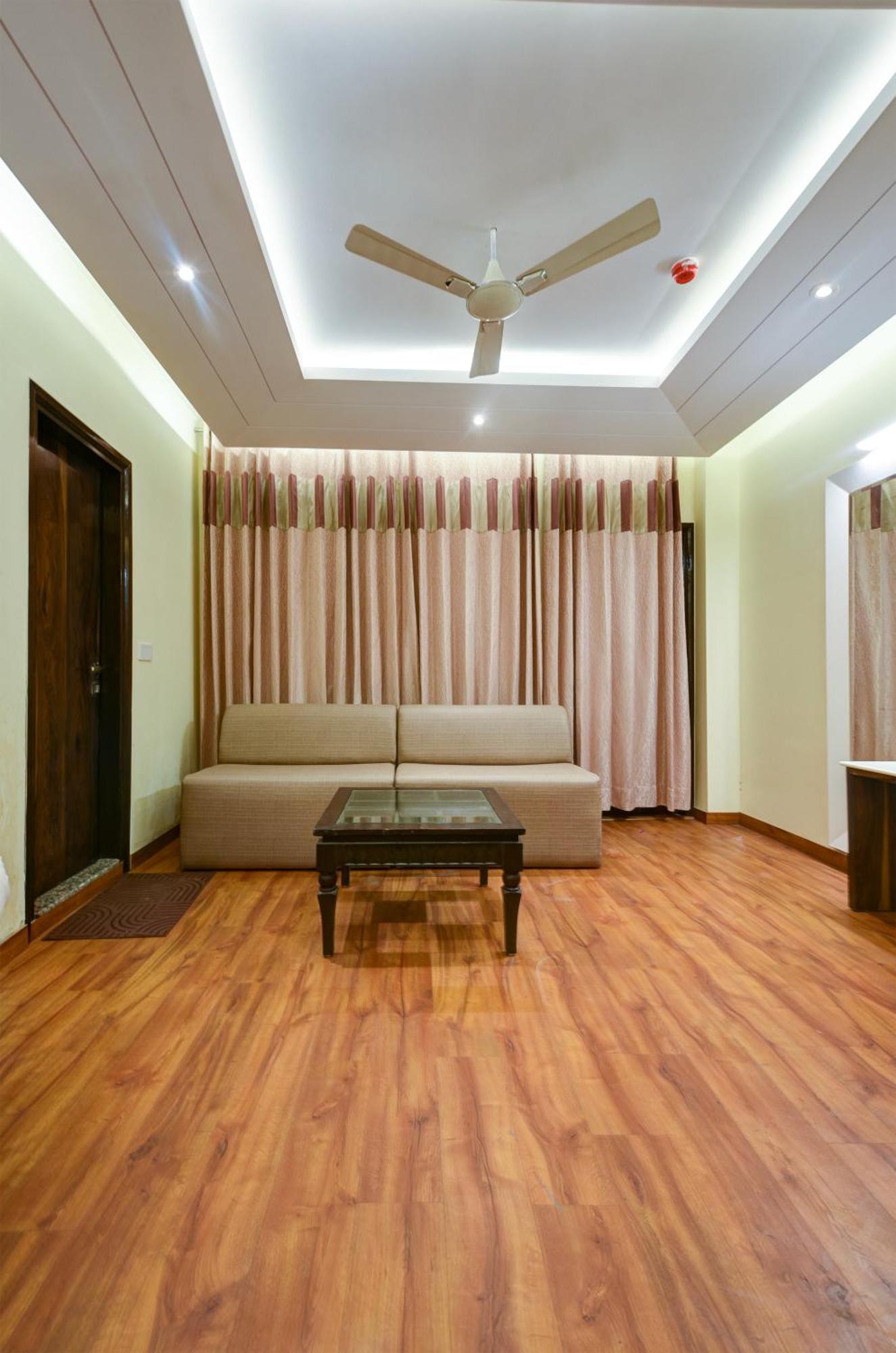 Hotel Geet Deluxe New Delhi Exterior foto