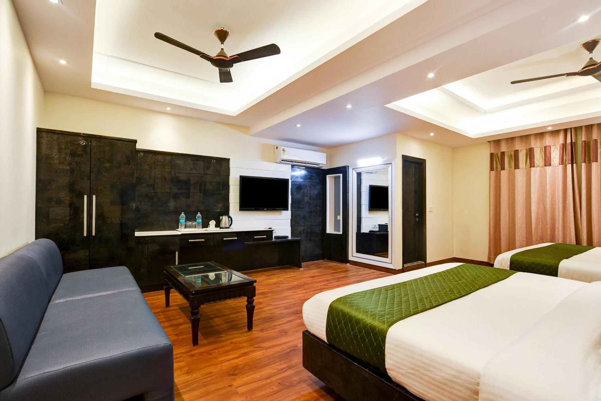 Hotel Geet Deluxe New Delhi Exterior foto