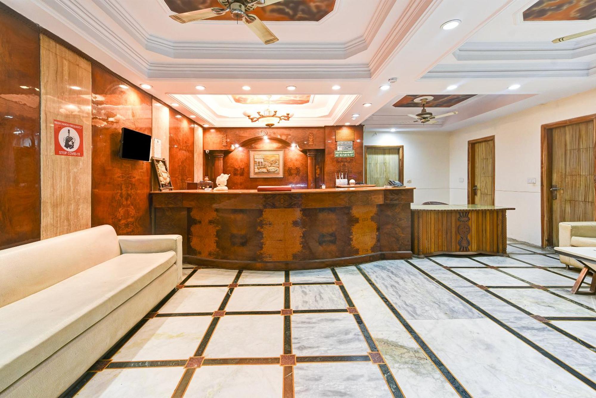 Hotel Geet Deluxe New Delhi Exterior foto