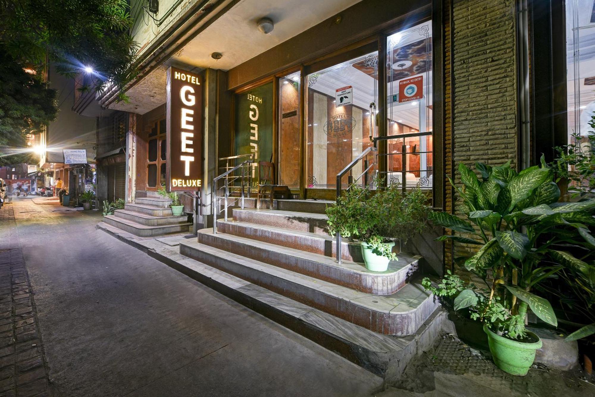 Hotel Geet Deluxe New Delhi Exterior foto